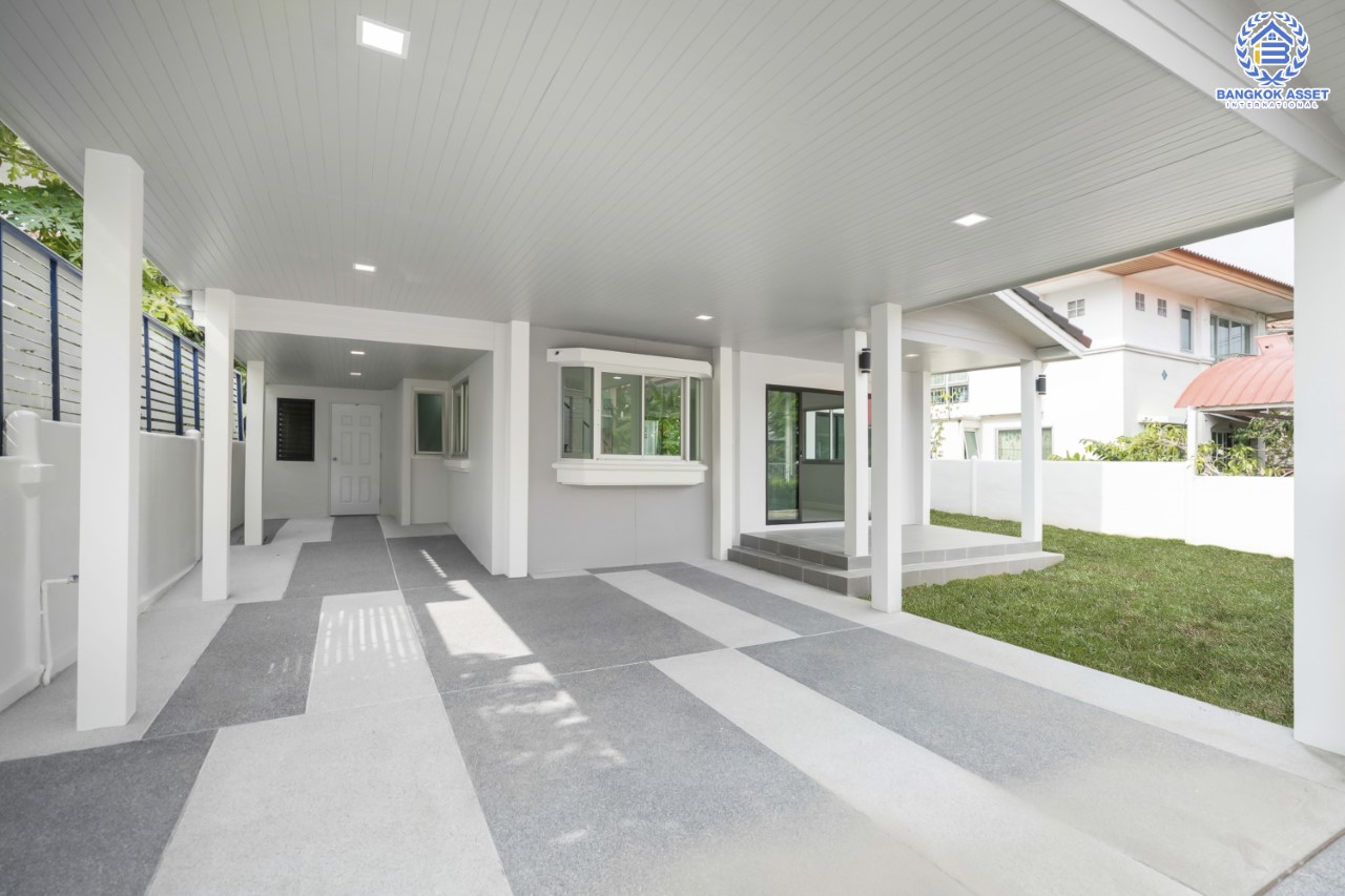 บ้านมือสองตกแต่งใหม่ ม.ศุภาลัยวิลล์ วงแหวน-รัตนาธิเบศร์ เนื้อที่ 54 ตร.ว. ฟังก์ชันจัดเต็ม 4 ห้องนอน 2 ห้องน้ำ 3 ที่จอดรถ ตอบโจทย์ทุกการเข้าอยู่ บนทำเลเดินทางสะดวก ใกล้ ถ.กาญจนาภิเษก เซ็นทรัลเวสต์เกต และรถไฟฟ้า "สถานีคลองบางไผ่